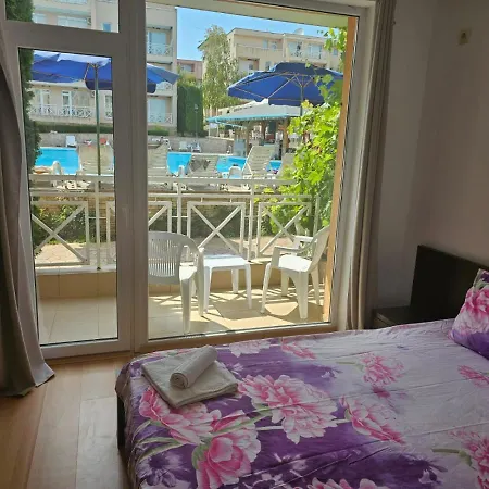 Apartment Pool View, 1 Bed At Sunny Day 6 Tunkovo